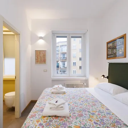 Apartment H7 *